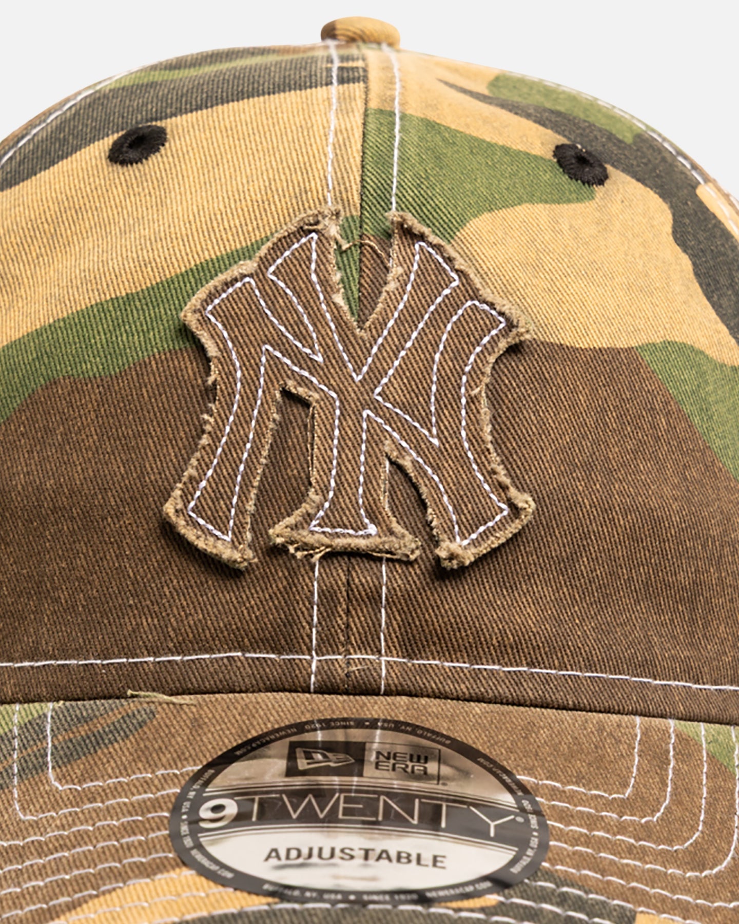 New Era New York Yankees 'Frayed Woodland' 9TWENTY Strapback Open Green