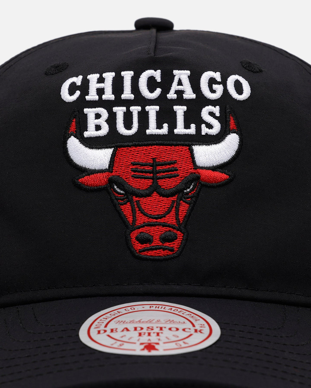 Mitchell & Ness Chicago Bulls 'Poolside' Deadstock Snapback Official Team Color