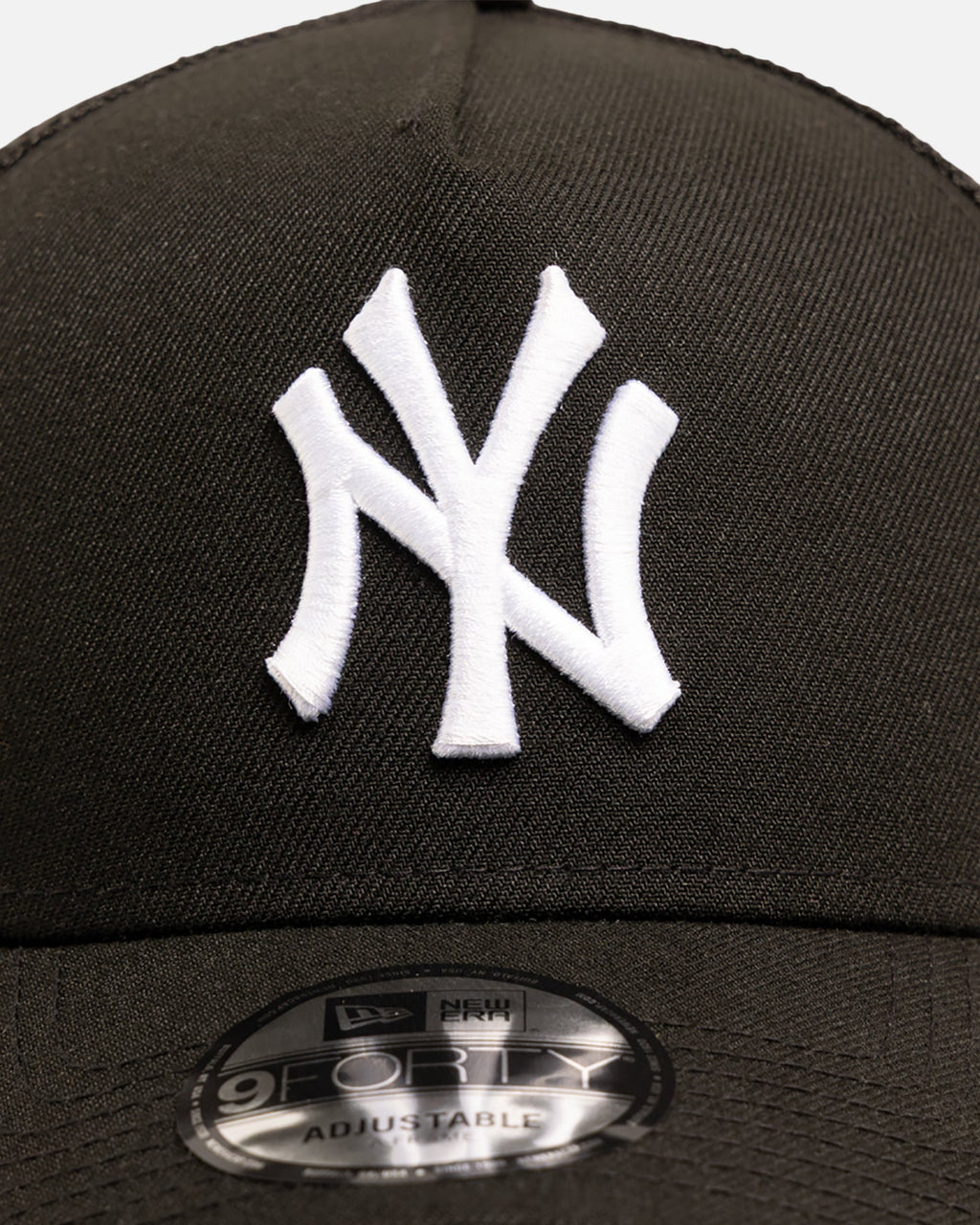 New Era New York Yankees 9FORTY A-Frame Trucker Snapback Black