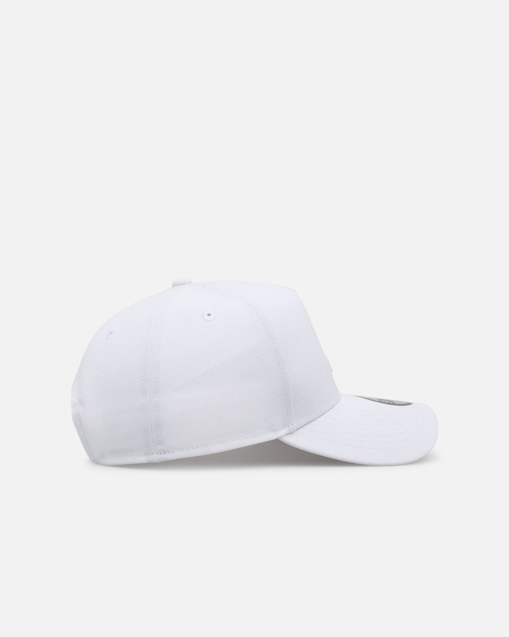 New Era Atlanta Braves 'Easy White' 9FORTY A-Frame Snapback White/White