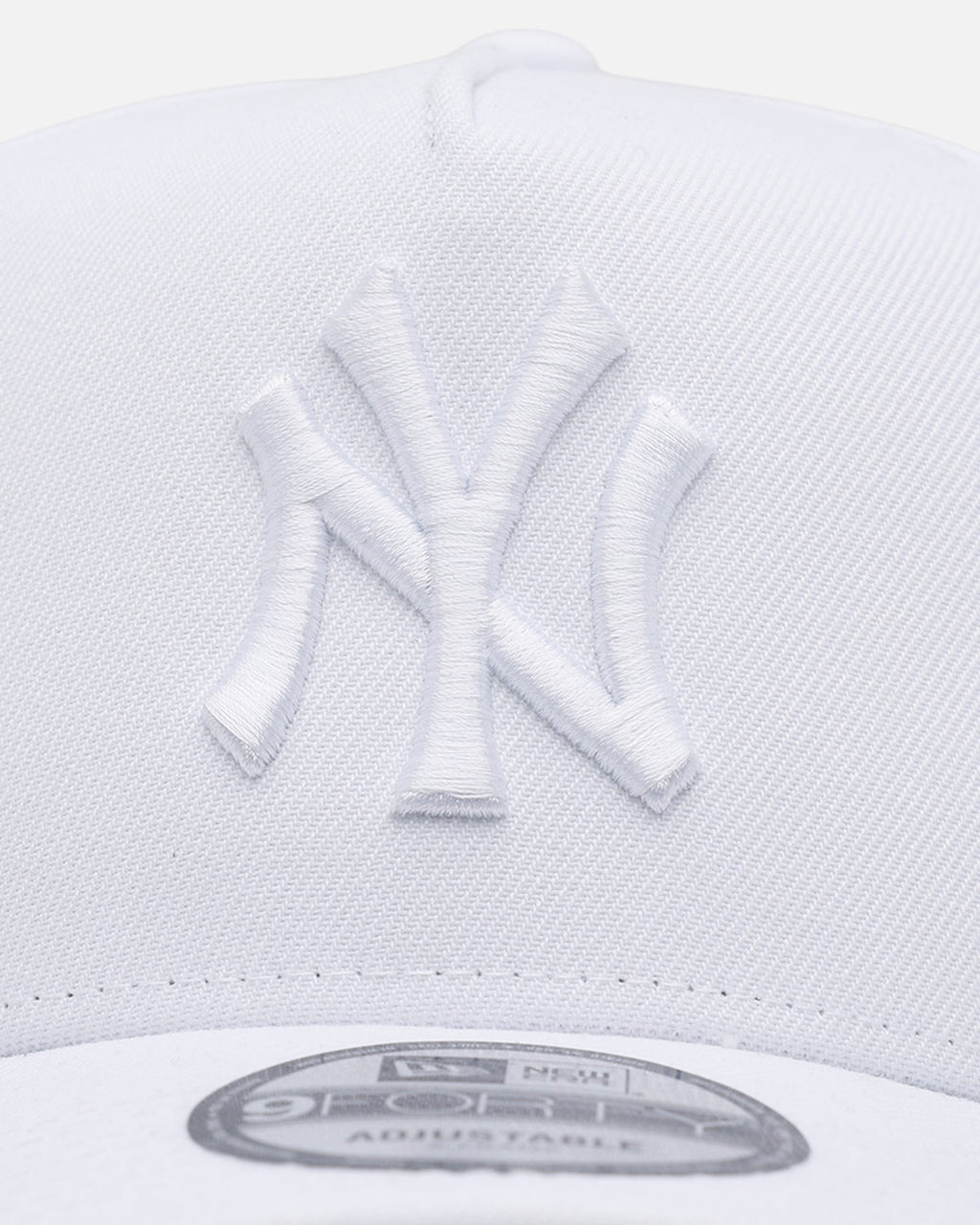 New Era New York Yankees 'Easy White' 9FORTY A-Frame Snapback White/White
