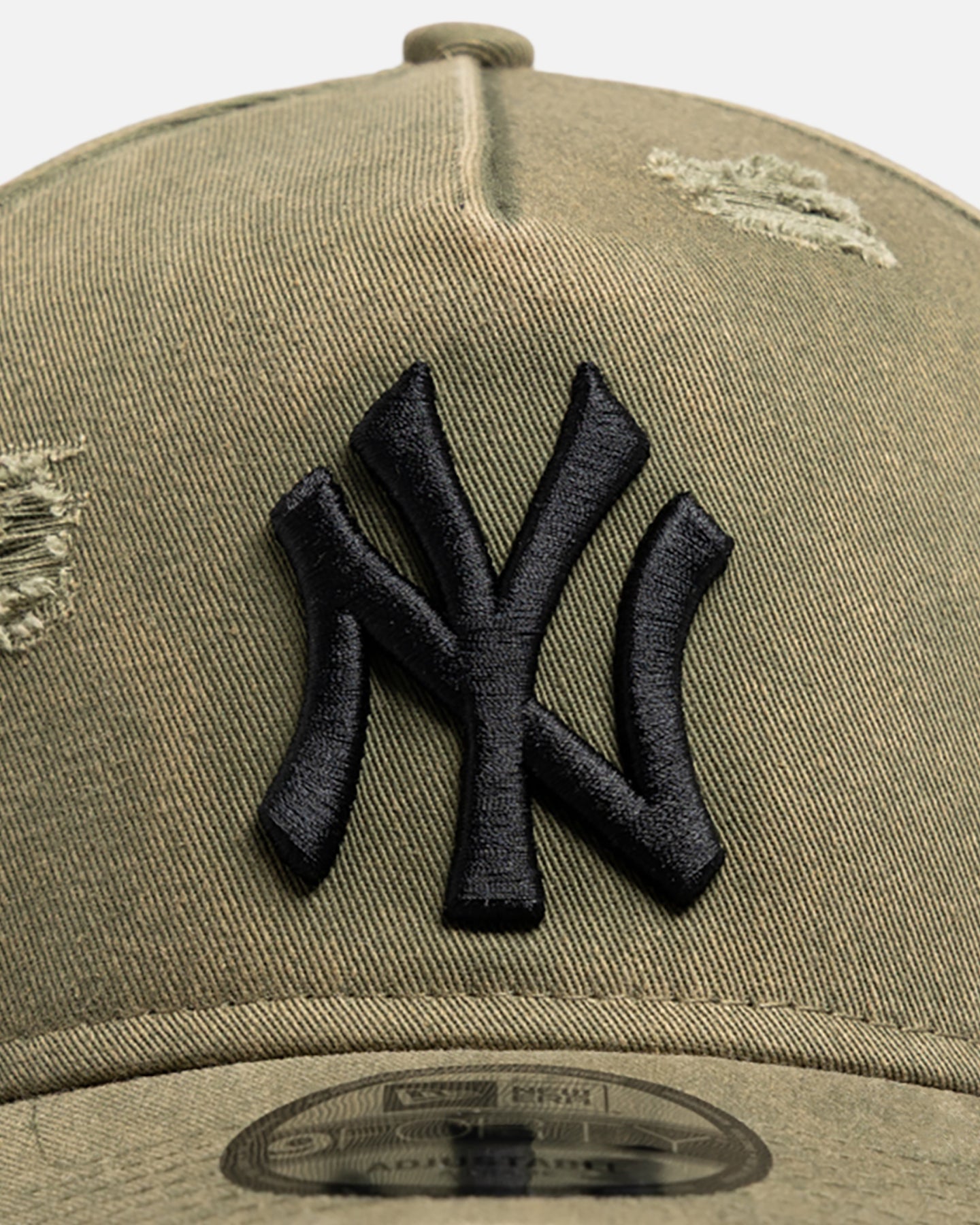 New Era New York Yankees 'Distressed Olive' 9FORTY A-Frame Snapback Olive