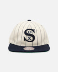 Mitchell & Ness Chicago White Sox 'Vintage Baseball' Vintage Fit Strapback Off White