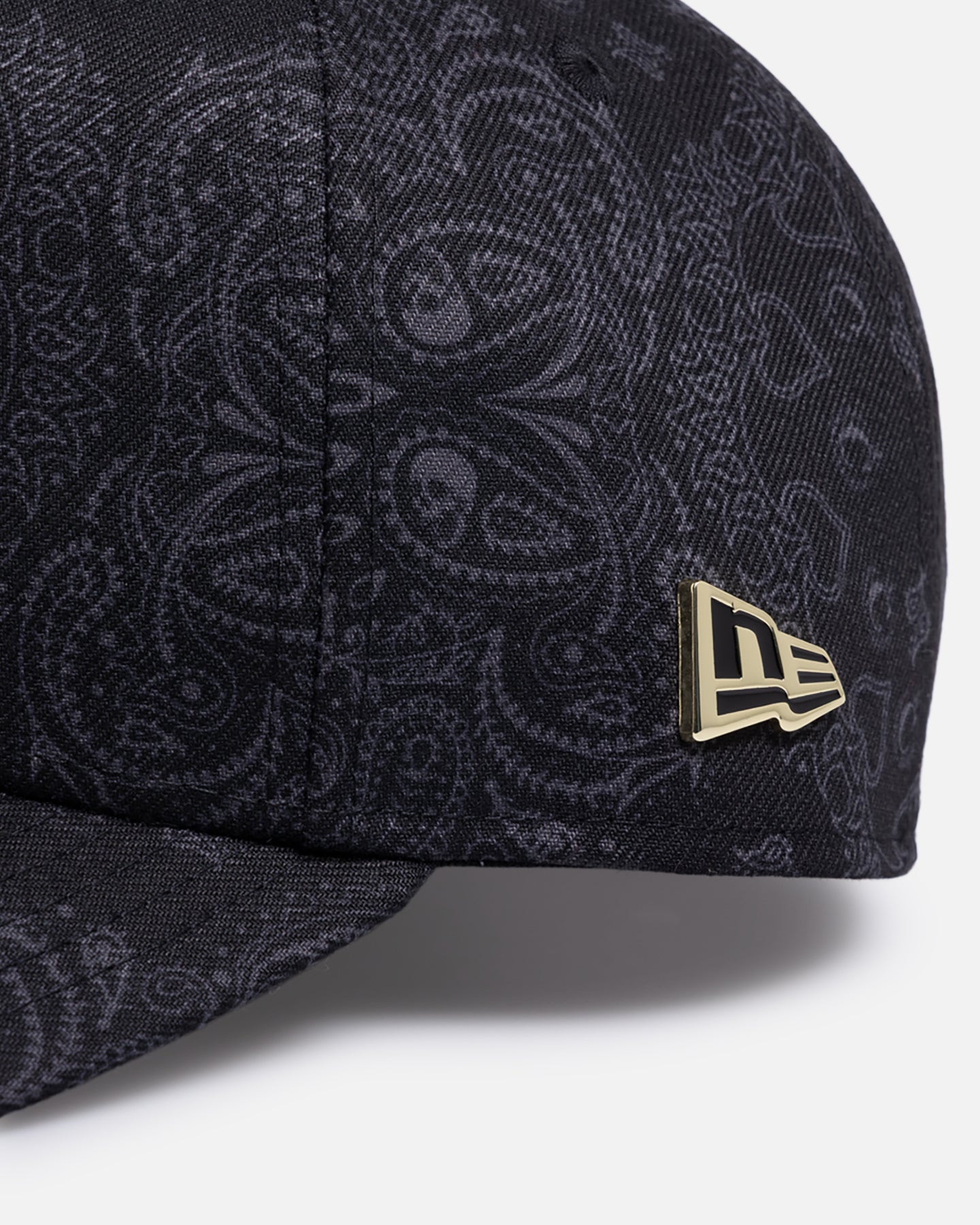 New Era Chicago White Sox 'Tonal Black' 9FORTY A-Frame Snapback Black