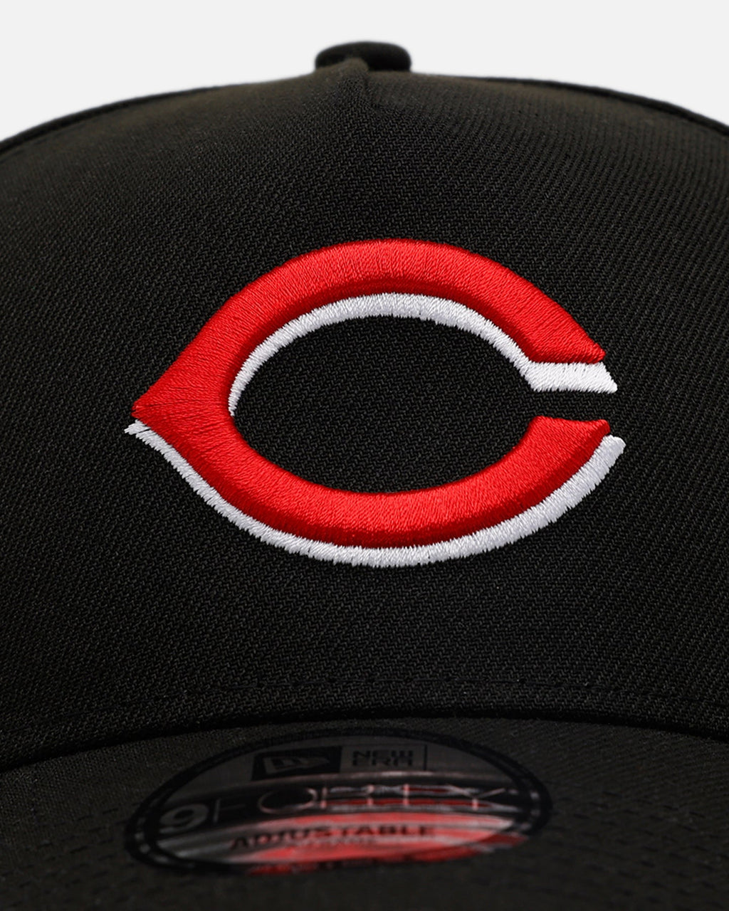New Era Cincinnati Reds 'Black And Team Color' 9FORTY A-Frame Snapback Black/Official Team Color