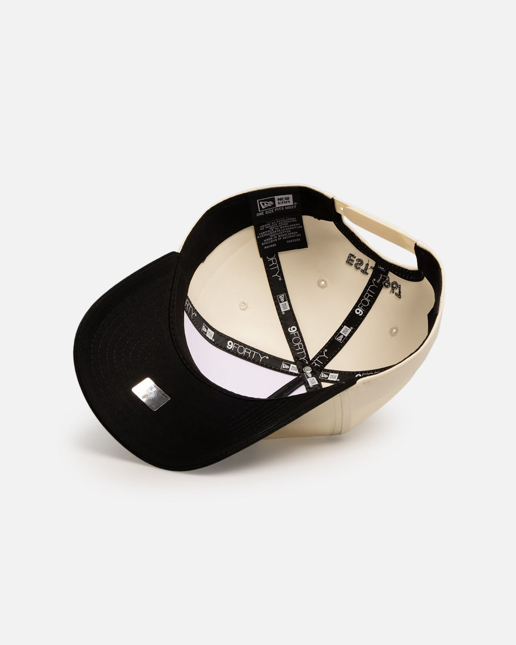 New Era Penrith Panthers 'Chrome Black' 9FORTY A-Frame Snapback White/Black