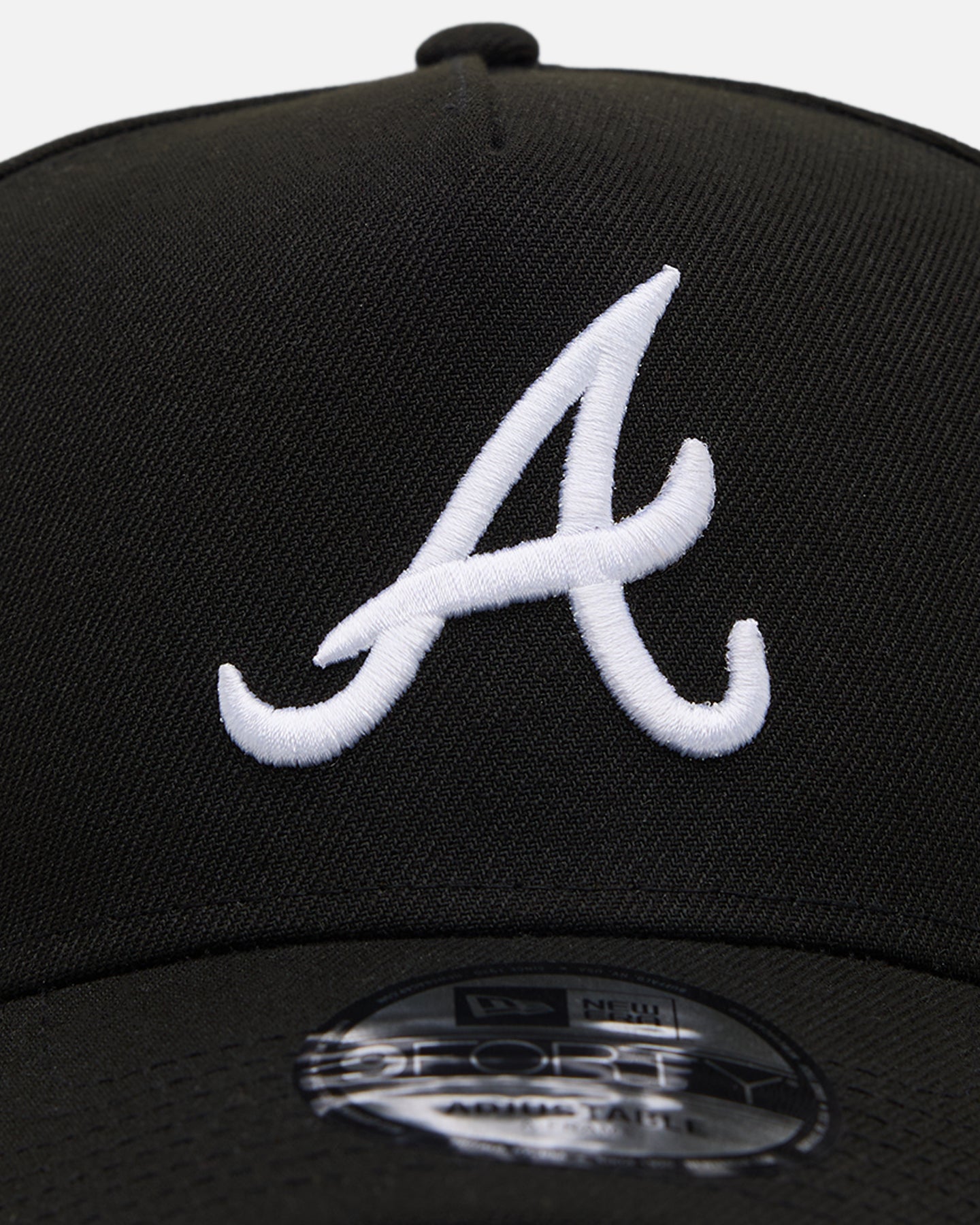 New Era Atlanta Braves 'Easy Black and White' 9FORTY A-Frame Snapback Black/White