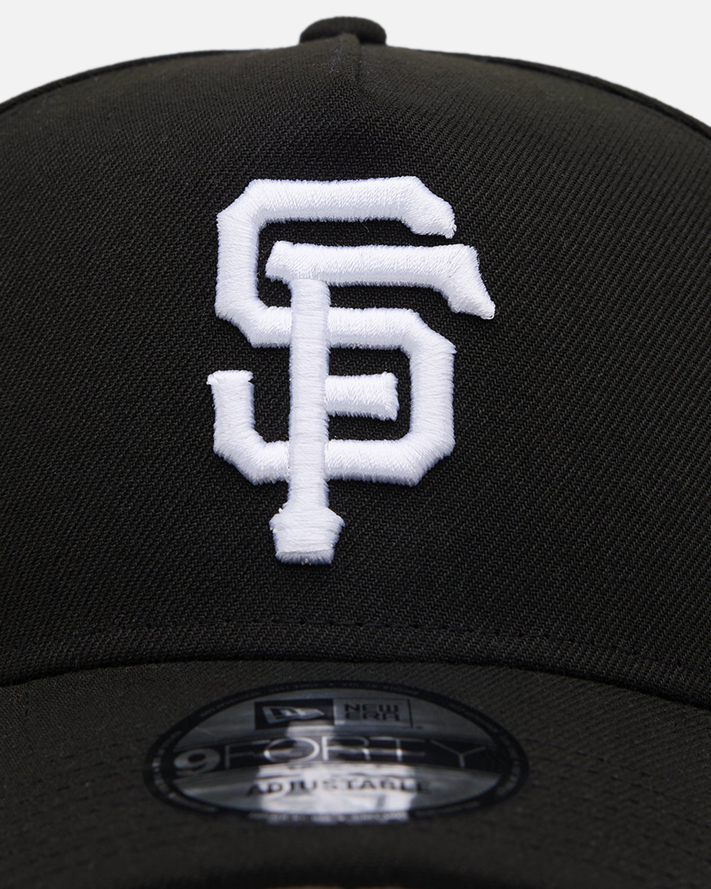 New Era San Francisco Giants 'Easy Black and White' 9FORTY A-Frame Snapback Black/White