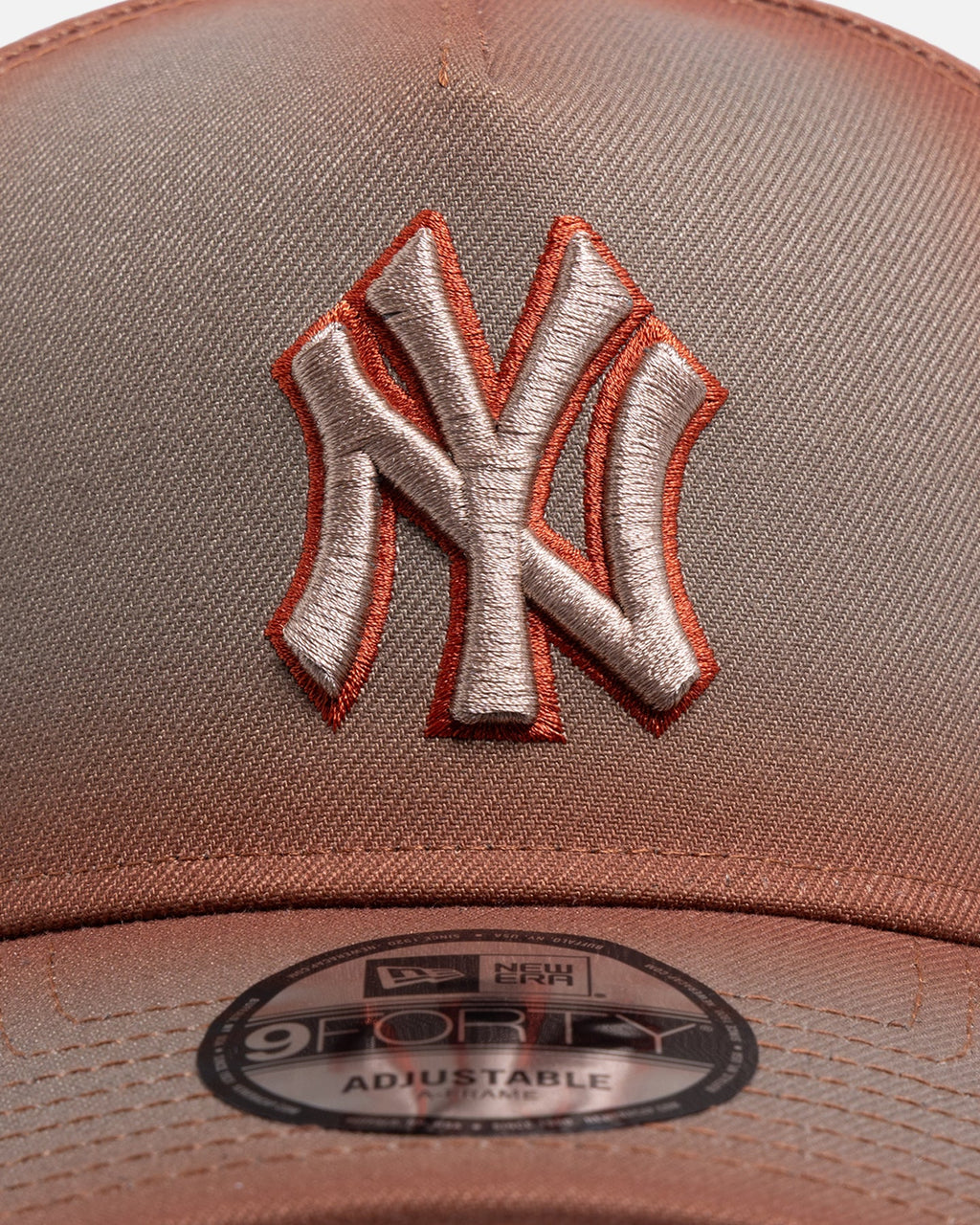 New Era New York Yankees 'Gradient Edge' 9FORTY A-Frame Snapback Camel