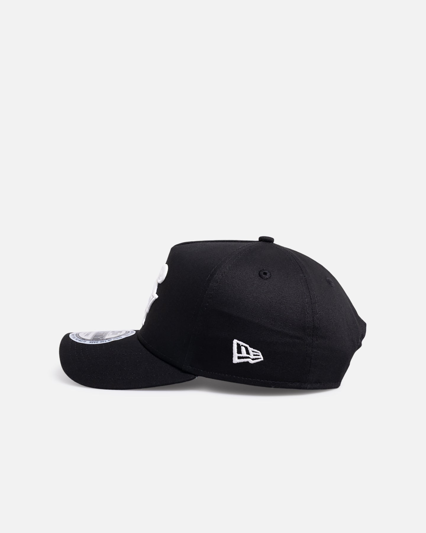 New Era Newcastle Knights 'NRL Glow In The Dark' 9FORTY A-Frame Snapback Black