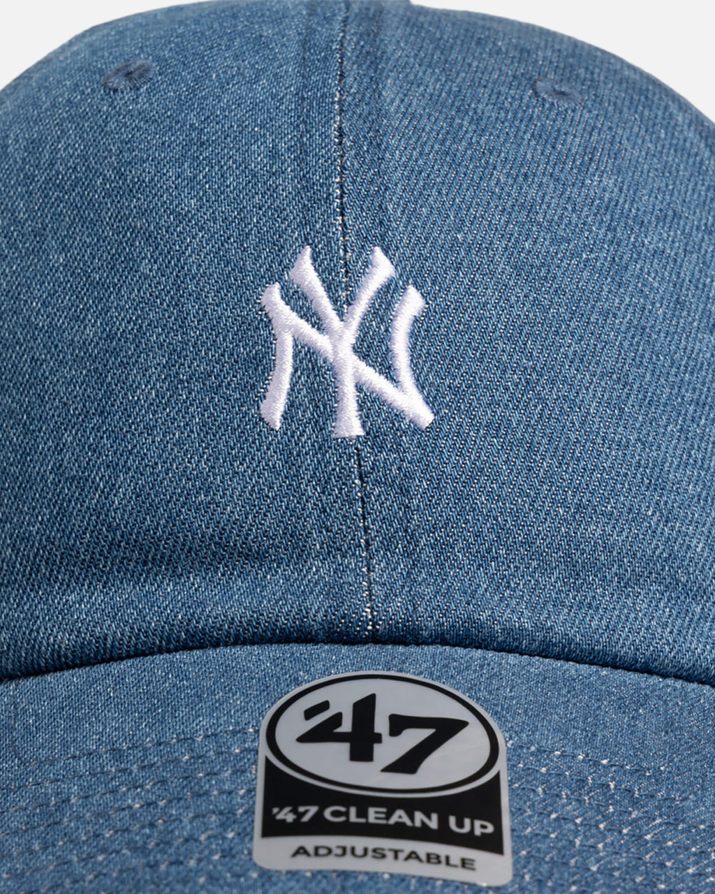 47 Brand New York Yankees 'Baserunner' 47 Clean Up Strapback Denim