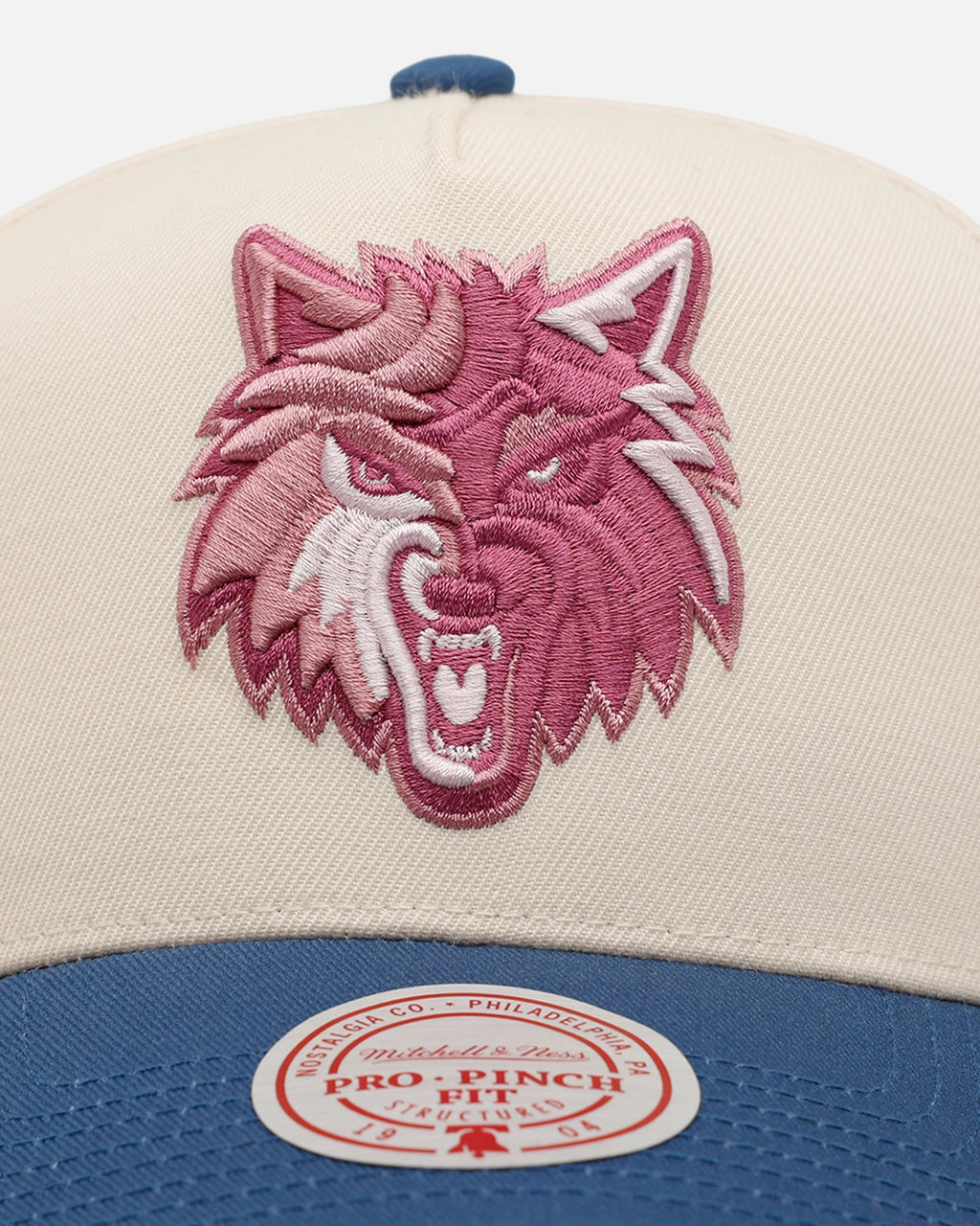 Mitchell & Ness Minnesota Timberwolves 'Pink Team Logo' Pro Pinch Snapback Off White
