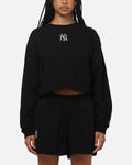 New Era Women's New York Yankees Crop Crewneck Black
