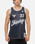 Mitchell & Ness Chicago Bulls Scottie Pippen #33 Playoff Energy Swingman Jersey Navy
