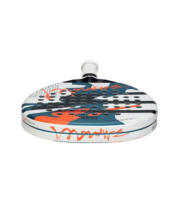 Bullpadel Ionic Light 2025 Padel Racket - Kings Dr