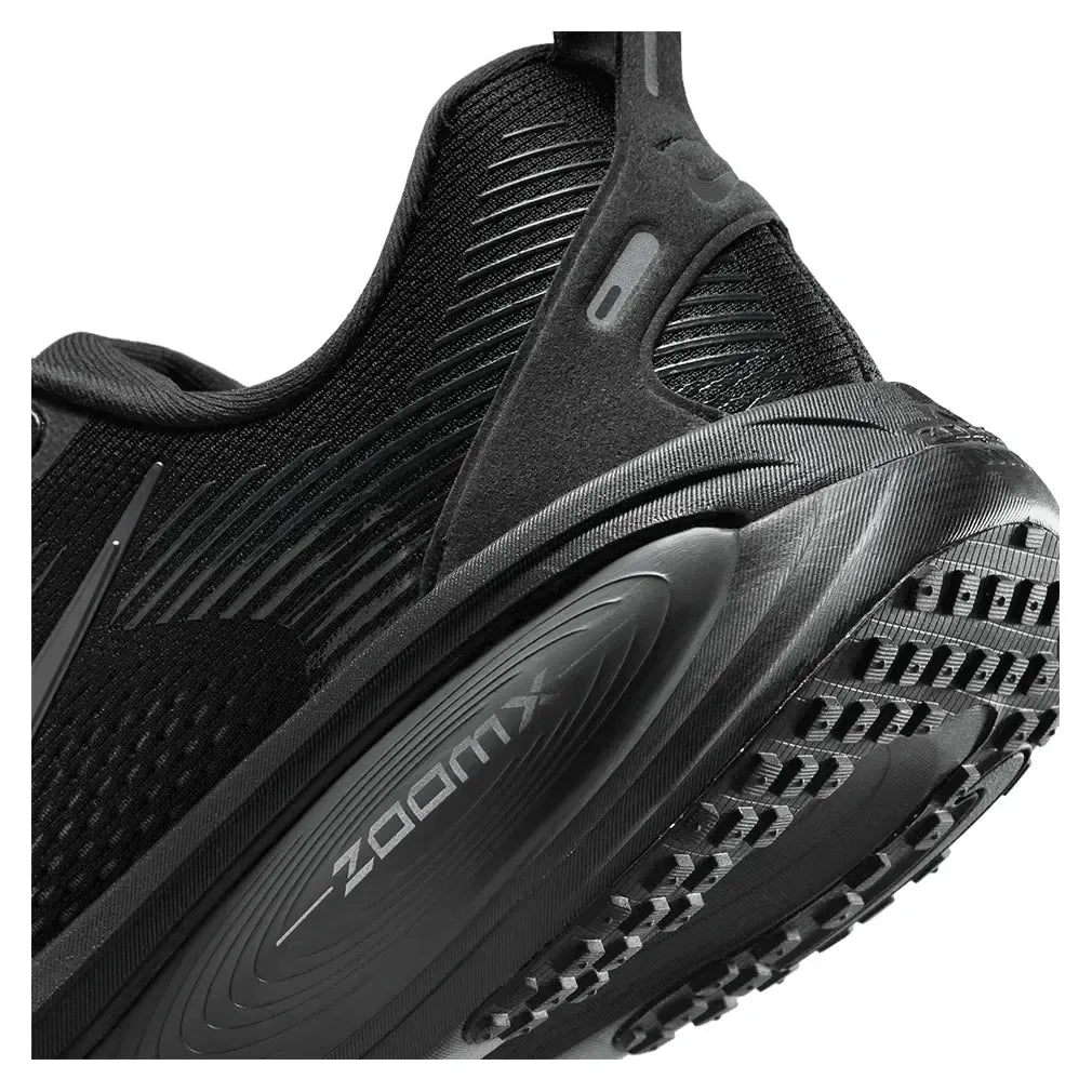 Men's Vomero 18 Running Shoes Black - Kings Dr
